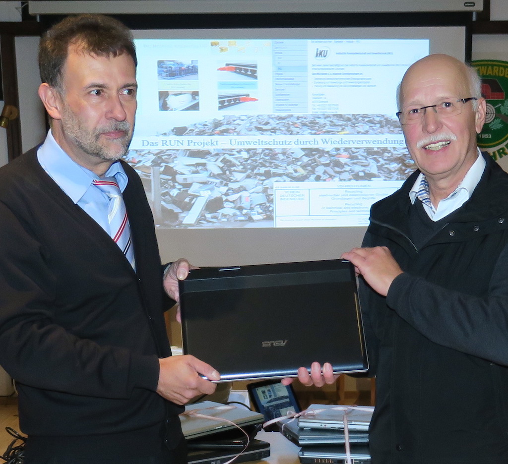 Horst Huntemann(rechts) mit Dr. Ralf Brüning